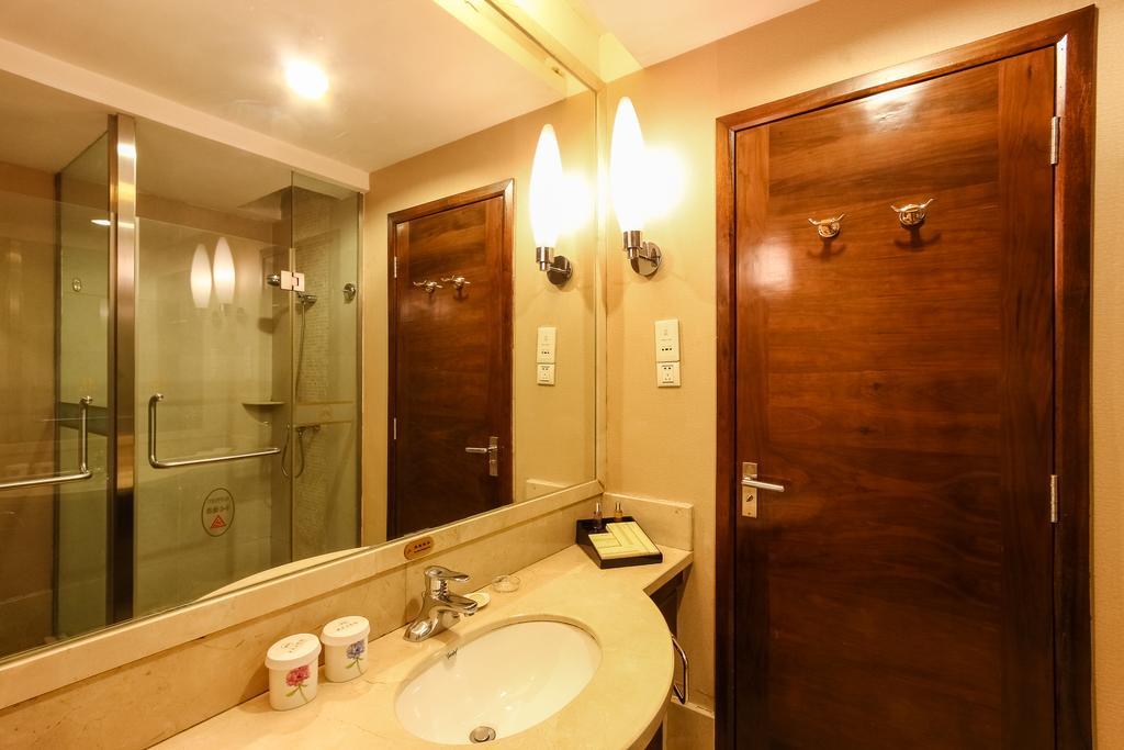 Guangdong Yingbin Hotel-Free Canton Fair Shuttle Bus Zewnętrze zdjęcie
